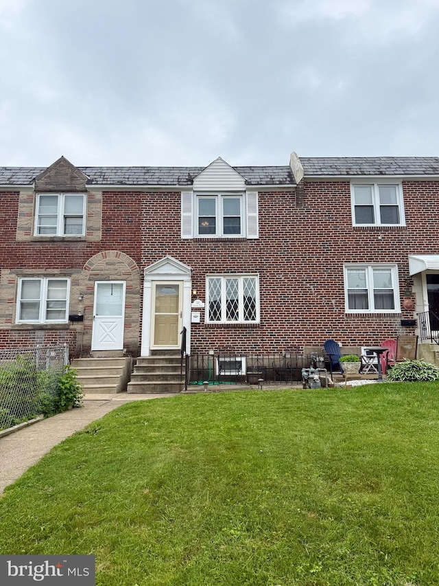 146 Academy Rd, Clifton Heights, PA 19018 - multi unit property with entry steps, brick siding, and a high end roof