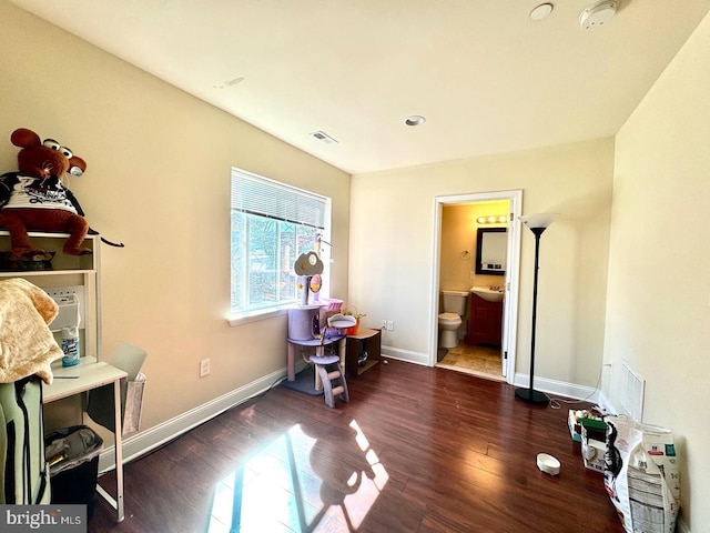 1431 N 17th St, Philadelphia, PA 19121 - bedroom featuring wood finished floors, baseboards, connected bathroom, and recessed lighting
