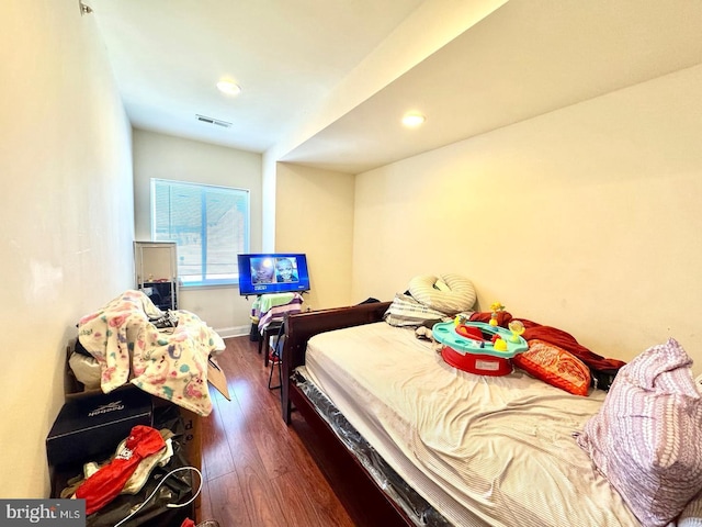 1431 N 17th St, Philadelphia, PA 19121 - bedroom with wood finished floors, recessed lighting, and baseboards