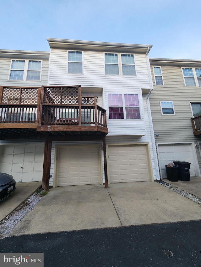4806 Amberfield Way, Upper Marlboro, MD 20772 - rear view of property with a garage and driveway