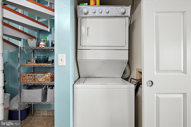 104 127th St Unit 326B, Ocean City, MD 21842 - washroom with stacked washer / dryer