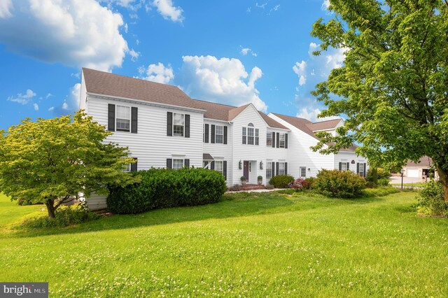1280 Saint Michaels Rd, Mount Airy, MD 21771 - colonial-style house featuring a front yard