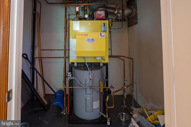 3706 Bestpitch Ferry Rd, Cambridge, MD 21613 - utility room with water heater