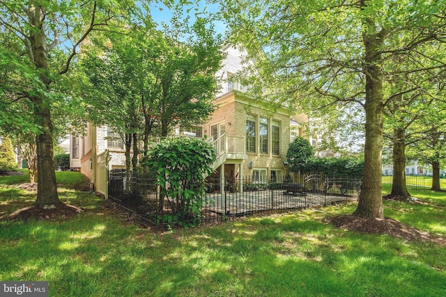 12723 Lady Somerset Ln, Fairfax, VA 22033 - back of property with brick siding and a balcony