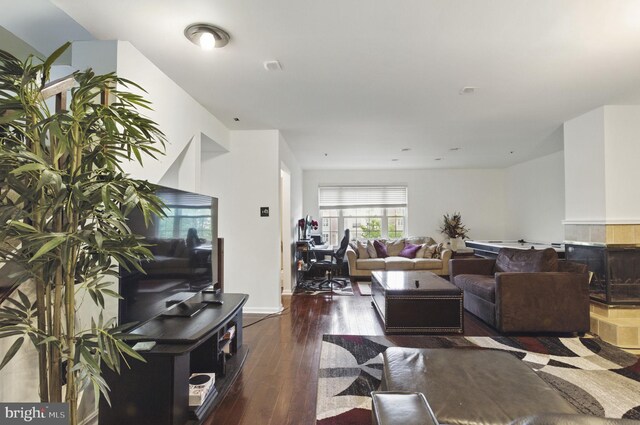9213 Fairlane Pl, Laurel, MD 20708 - living area with wood-type flooring and baseboards