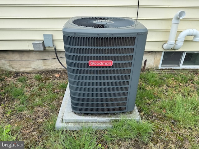 663 Tomlin Station Rd, Mullica Hill, NJ 08062 - exterior view of central air condition unit