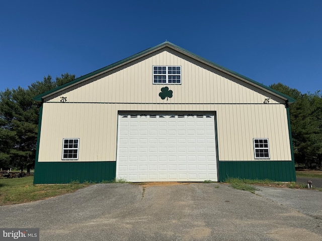 663 Tomlin Station Rd, Mullica Hill, NJ 08062 - view of detached garage