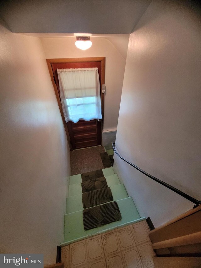 155 Hyndman Rd, Hyndman, PA 15545 - view of staircase