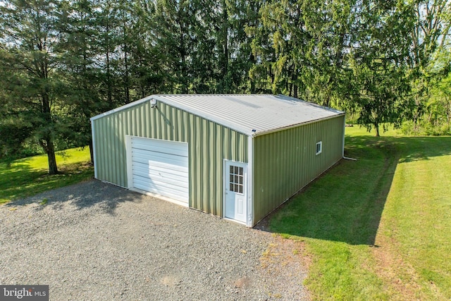 305 Gunhart Rd, Mohnton, PA 19540 - detached garage featuring gravel driveway