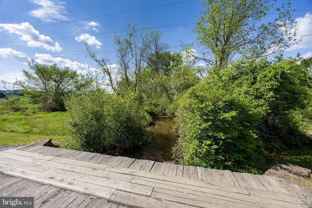 305 Gunhart Rd, Mohnton, PA 19540 - view of wooden terrace