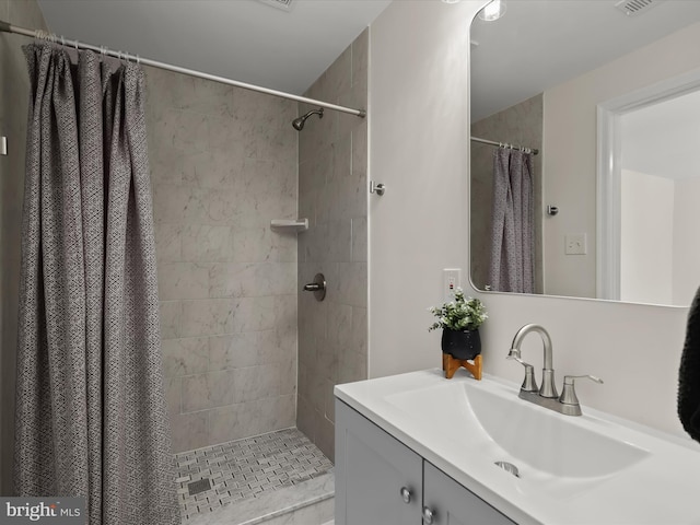 2912 Shirey Ave, Baltimore, MD 21214 - bathroom featuring vanity and a tile shower