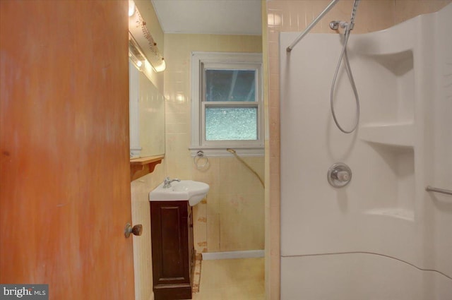 129 Shippensburg Rd, Shippensburg, PA 17257 - bathroom featuring a shower and vanity