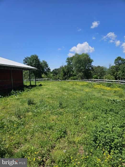 10110 Old Liberty Rd, Frederick, MD 21701 - view of yard featuring a rural view