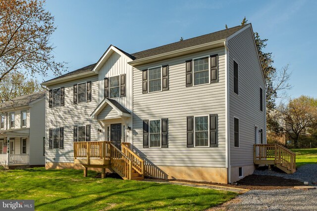 25 Railroad St, Denver, PA 17517 - view of front facade with a front lawn