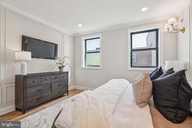 826 Tasker St, Philadelphia, PA 19148 - bedroom with ornamental molding, wood finished floors, baseboards, and recessed lighting