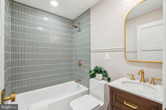 826 Tasker St, Philadelphia, PA 19148 - full bath featuring shower / tub combination, vanity, toilet, and recessed lighting