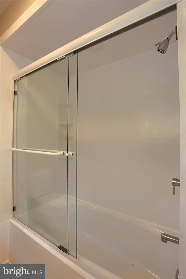 1715 Mountain View Rd, Harrisburg, PA 17110 - bathroom with bath / shower combo with glass door