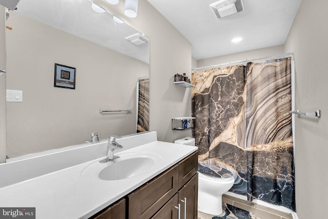 463 Bronco Trl, Lusby, MD 20657 - full bathroom with toilet, vanity, and a shower with curtain