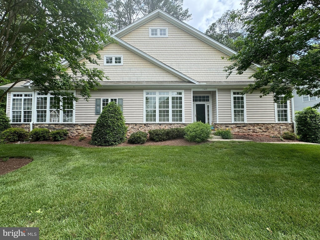 11625 Manklin Creek Rd, Ocean Pines, MD 21811 - view of front facade with stone siding and a front yard
