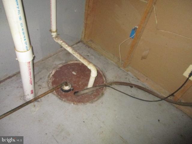 9410 Chippenham Dr, Laurel, MD 20723 - basement view