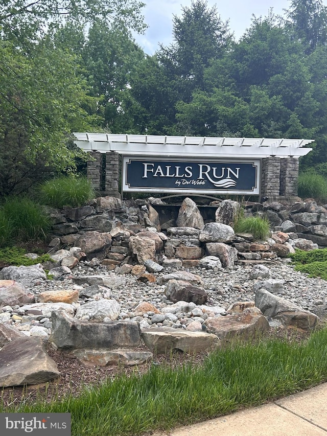 19 Hanover Ct, Fredericksburg, VA 22406 - view of community sign