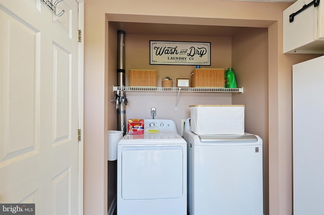 14600 Barton Blvd SW, Cresaptown, MD 21502 - laundry room featuring washer and dryer