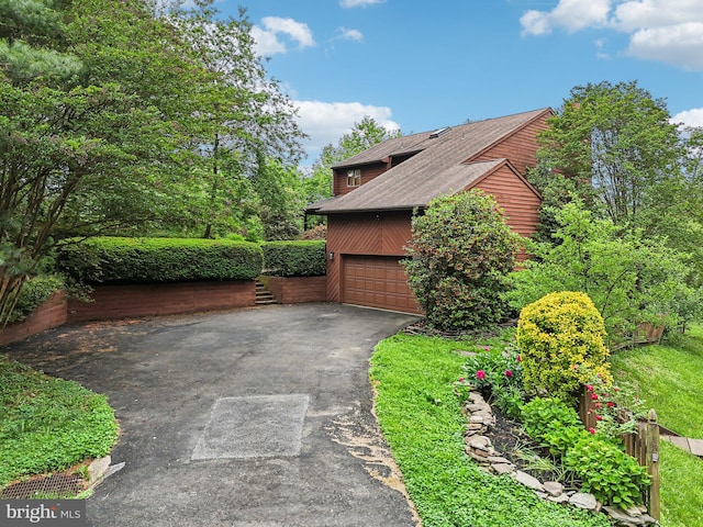 210 Providence Rd, Annapolis, MD 21409 - garage with asphalt driveway