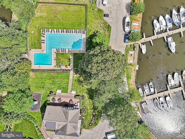 210 Providence Rd, Annapolis, MD 21409 - aerial view of property and surrounding area featuring a pool and a large body of water