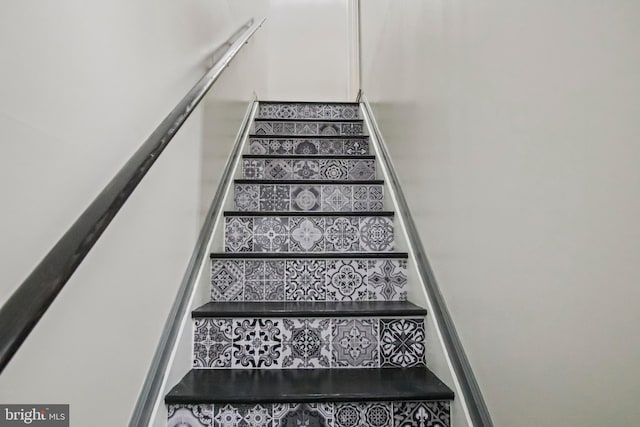 504 Domain Ct, Odenton, MD 21113 - view of staircase