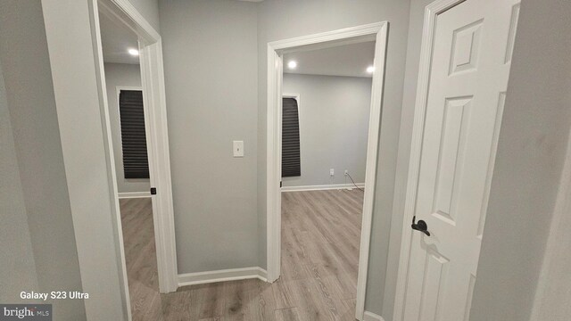 5303 55th Pl, Riverdale, MD 20737 - corridor featuring wood finished floors, baseboards, and recessed lighting