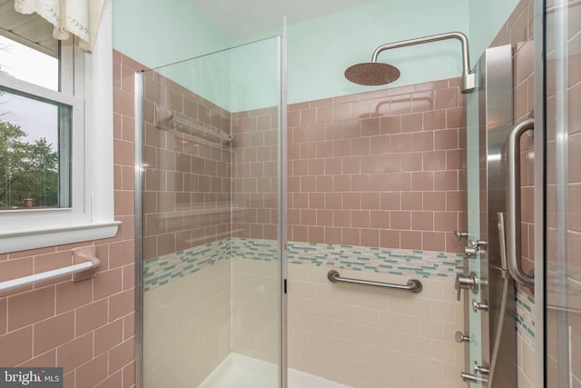 611 N Ct, Linthicum Heights, MD 21090 - bathroom featuring a shower stall