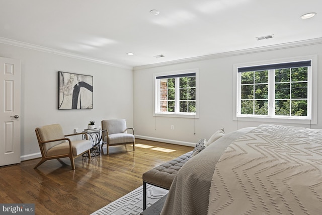 1016 Bellview Rd, Mclean, VA 22102 - bedroom featuring crown molding, wood finished floors, and recessed lighting