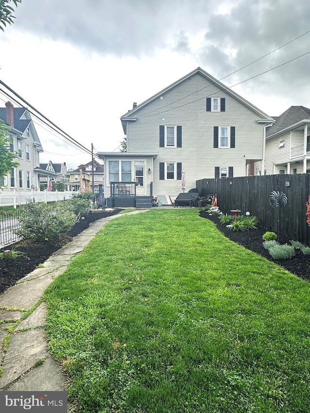 313 E Cherry St, Palmyra, PA 17078 - view of back of property