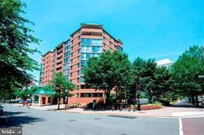 1001 N Randolph St Unit 720, Arlington, VA 22201 - view of building exterior