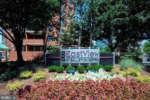 1001 N Randolph St Unit 720, Arlington, VA 22201 - view of community sign
