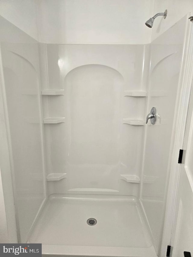 108 Thomson Ave, Paulsboro, NJ 08066 - full bath featuring a shower stall