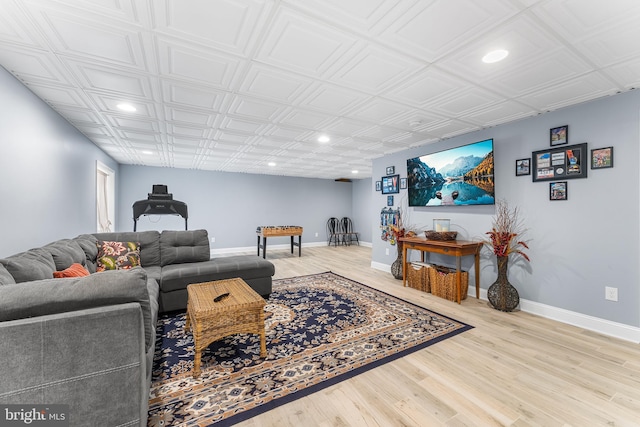 310 Windsor Rd, Mullica Hill, NJ 08062 - living room with recessed lighting, light wood-type flooring, baseboards, and an ornate ceiling