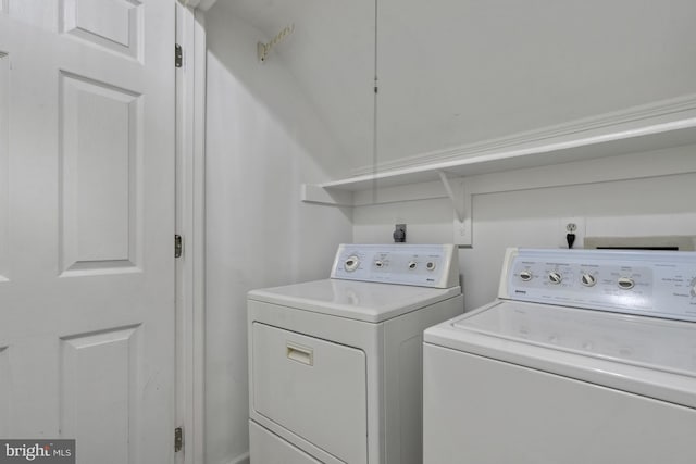 4714 Major Ct, Alexandria, VA 22312 - washroom with washing machine and dryer