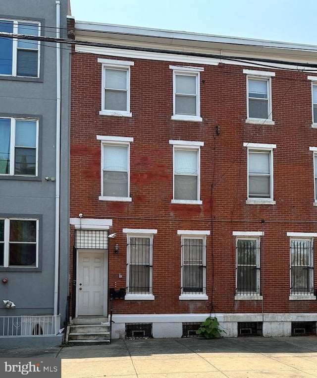 1844 W Master St, Philadelphia, PA 19121 - view of building exterior featuring entry steps