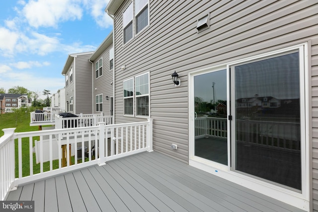 40 Marion Ave, Bordentown, NJ 08505 - view of wooden deck