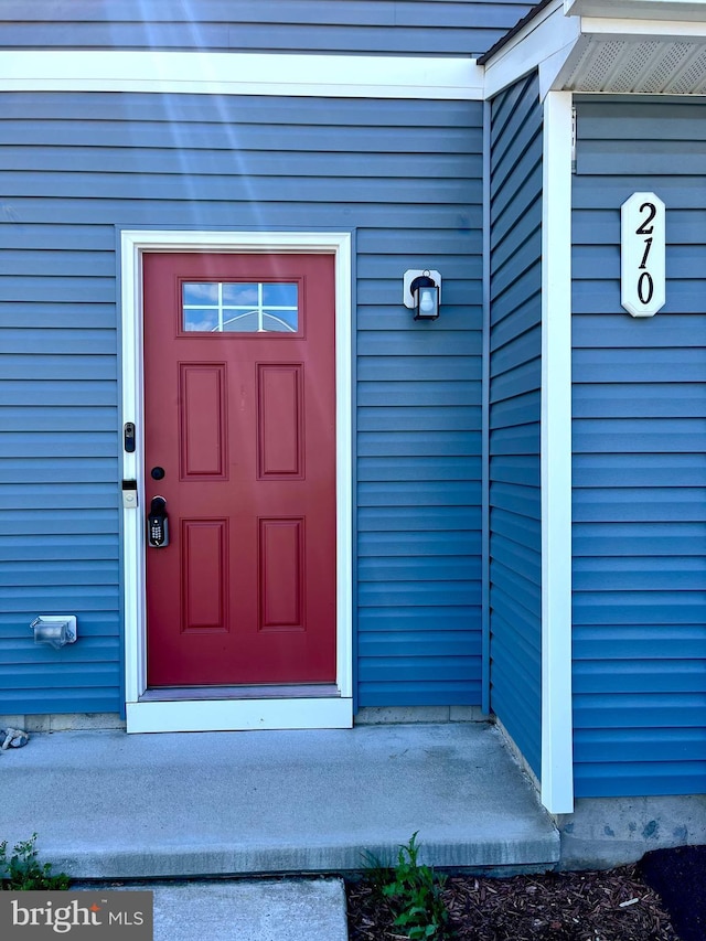view of exterior entry
