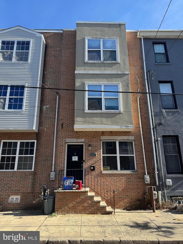 641 N 12th St, Philadelphia, PA 19123 - multi unit property featuring brick siding
