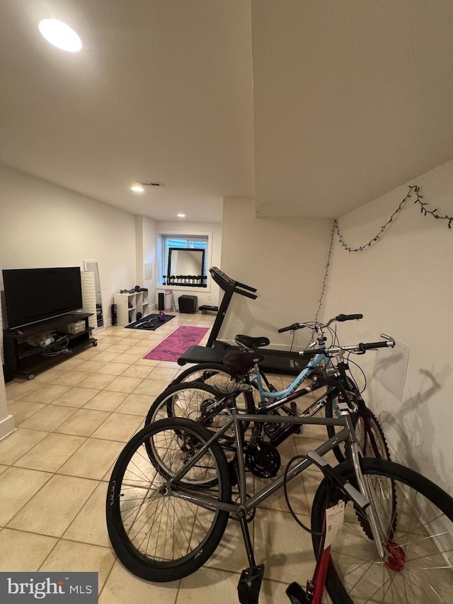 641 N 12th St, Philadelphia, PA 19123 - exercise area with recessed lighting and light tile patterned floors
