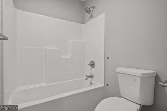 1500A Embassy, Harrisburg, PA 17109 - full bathroom with toilet and shower / washtub combination