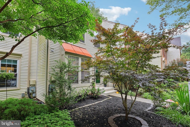 14321 Long Channel Dr, Germantown, MD 20874 - view of home's exterior