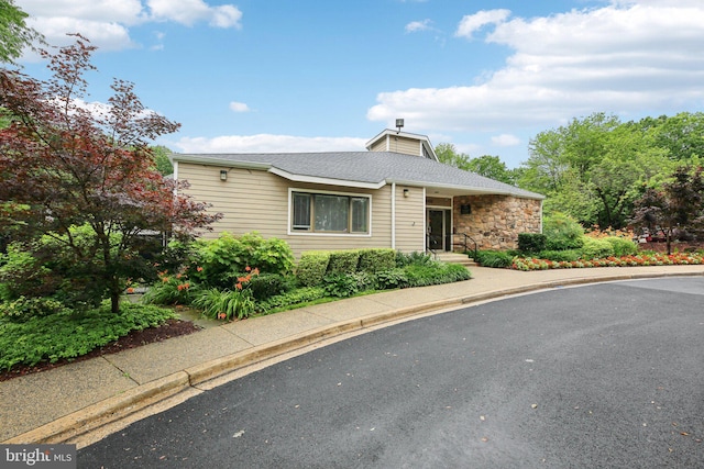 14321 Long Channel Dr, Germantown, MD 20874 - view of front of home featuring a chimney and a shingled roof