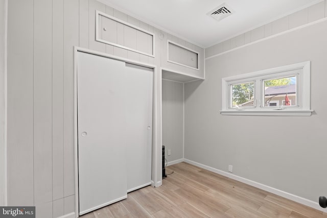 341 Ives Ave, Penns Grove, NJ 08069 - washroom featuring wood finished floors and baseboards