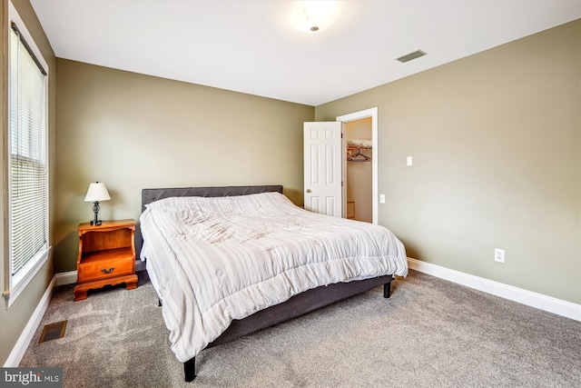 2006 N Bancroft Pkwy, Wilmington, DE 19806 - carpeted bedroom featuring a closet and baseboards