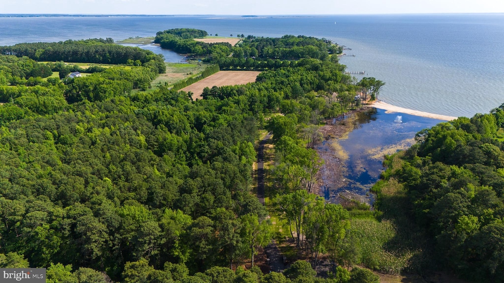 111 Lighthouse Ln, Stevensville, MD 21666