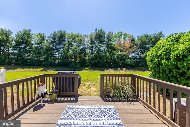 130 Brent Ct, Thorofare, NJ 08086 - wooden terrace with a yard